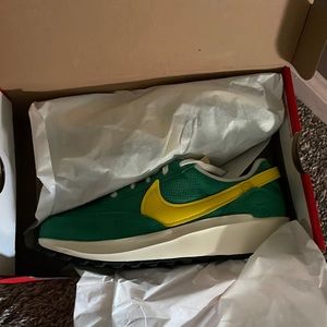 Nike vintage waffle sneakers women size 6.5